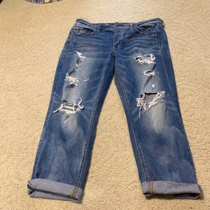Size 12 R American eagle jeans. Tom girl style with stretch!